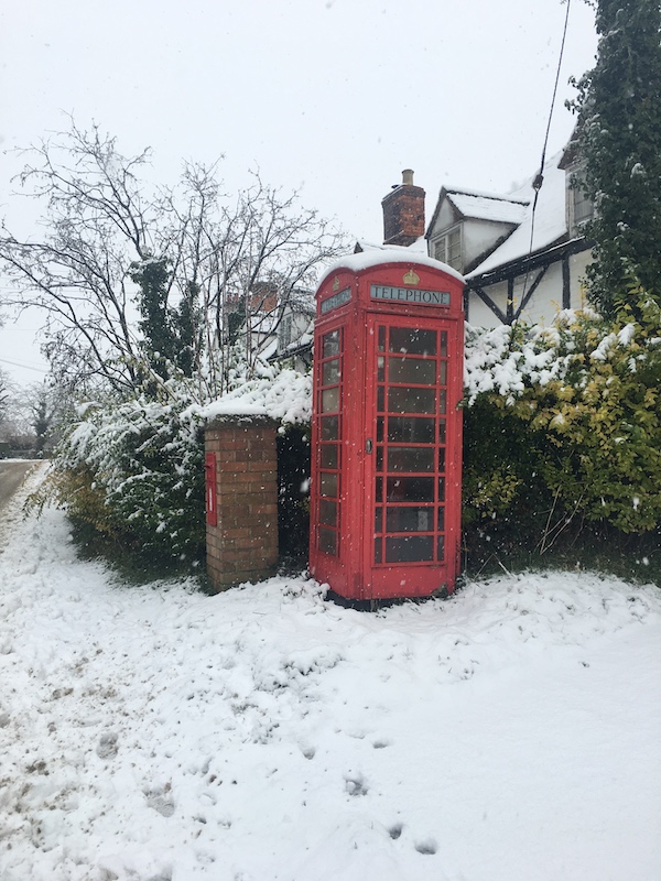 2018-04-22 The phone box with Wormington Farm Cottages behind